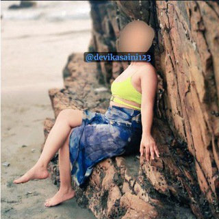 Devika Saini ( 𝕸𝖆𝖘𝖐 𝕼𝖚𝖊𝖊𝖓